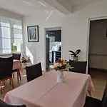 Guest house Capo Rab