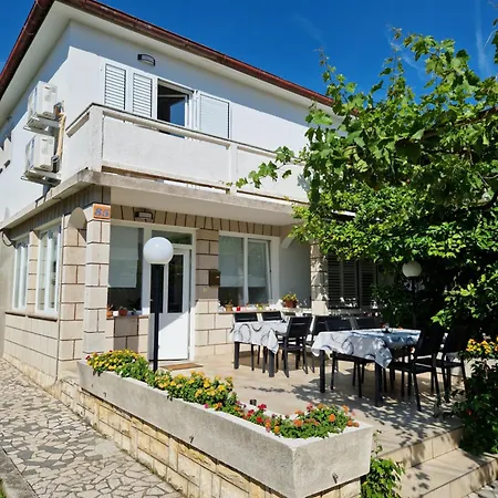 Capo Rab Maison d'hôtes